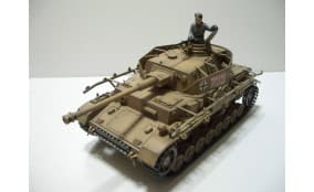 Pz.Kpfw.IV Ausf.J Special Edition w/ figures
